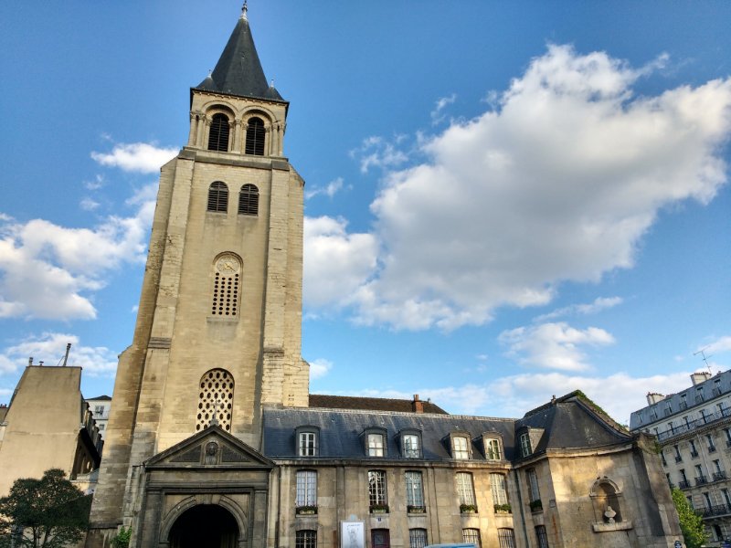 Saint-Germain-des-Prés Building and Skyline