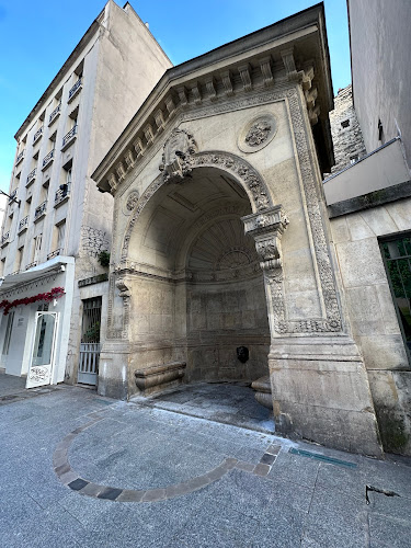 Fontaine de la Roquette