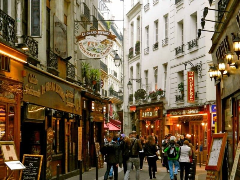 Latin Quarter Walking Tour