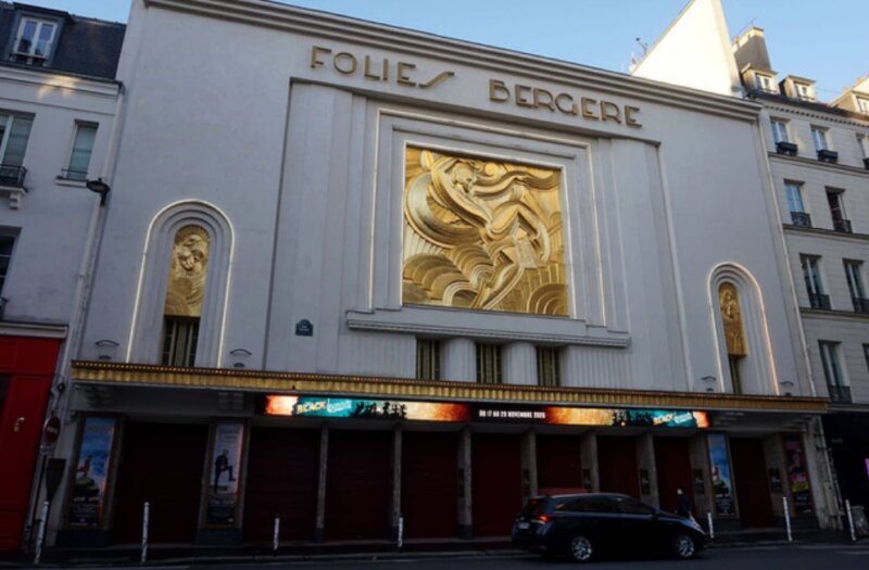 Folie Bergere building art deco