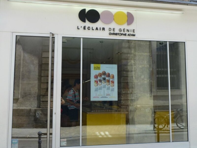 L’Eclair de Genie Café store front