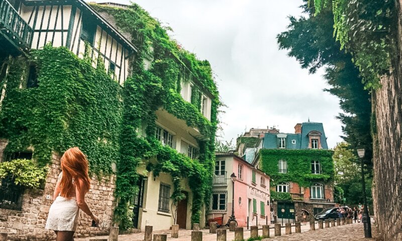 Montmartre Neighborhood establishments