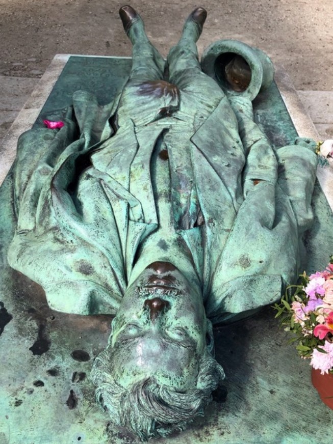 Sculpture in Pere Lachaise Cemetery