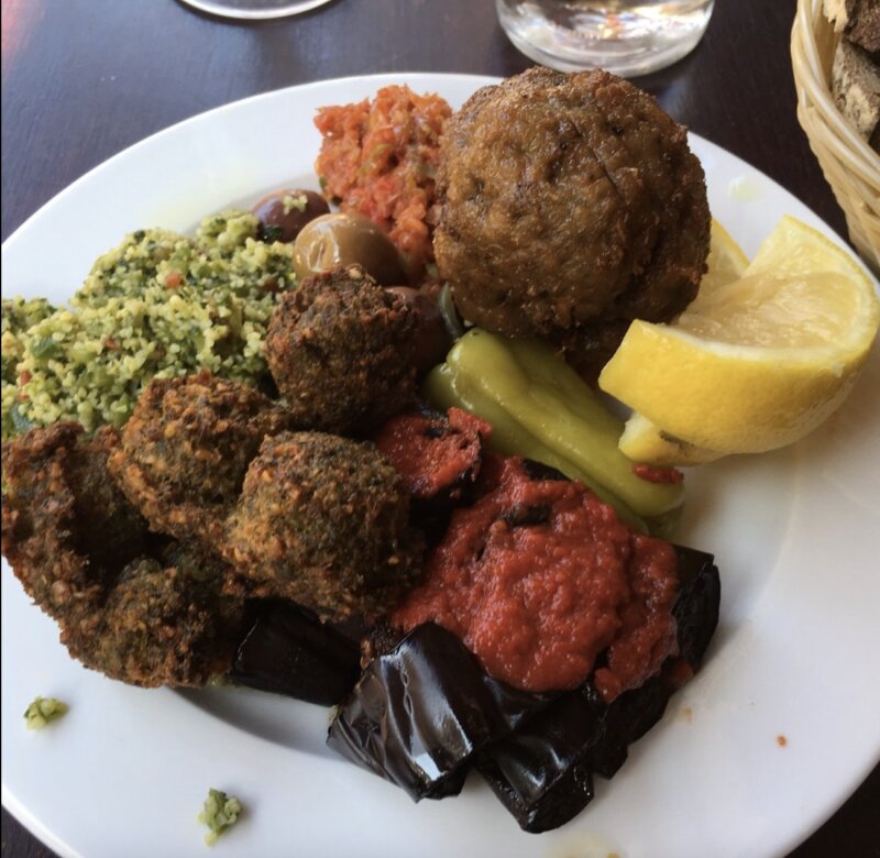 Falafel at Chez Marianne