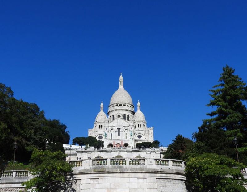 a panoramic photo of the Basilica of the Sacred Heart