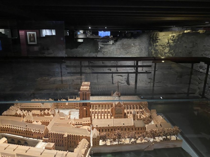 archeological crypt beneath Notre Dame