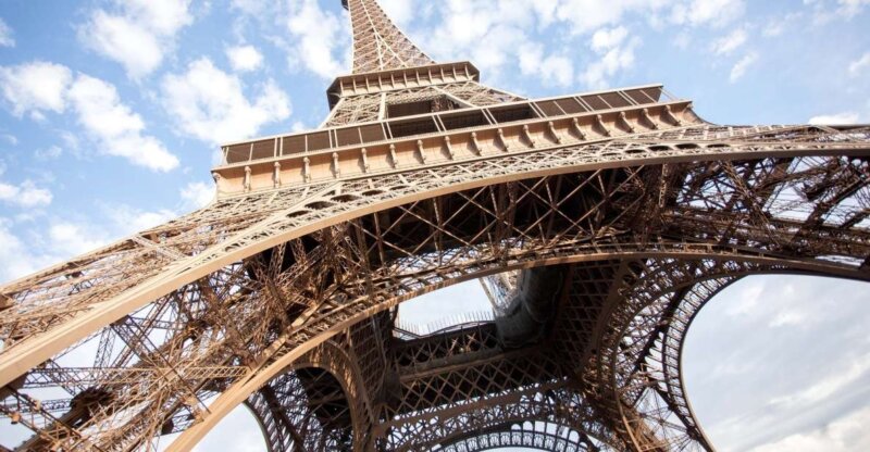 Down view of Eiffel Tower