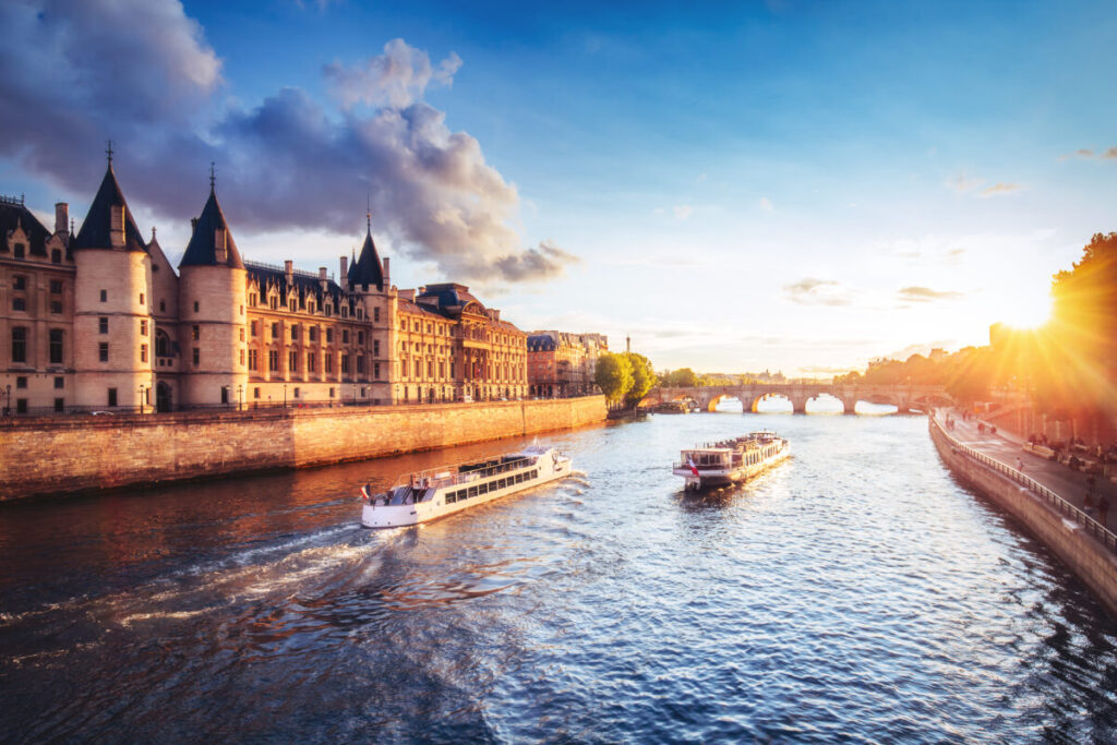 Dramatic sunset over Cite in Paris, France