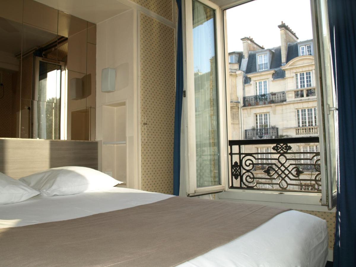 Hôtel Eiffel Kensington room with balcony