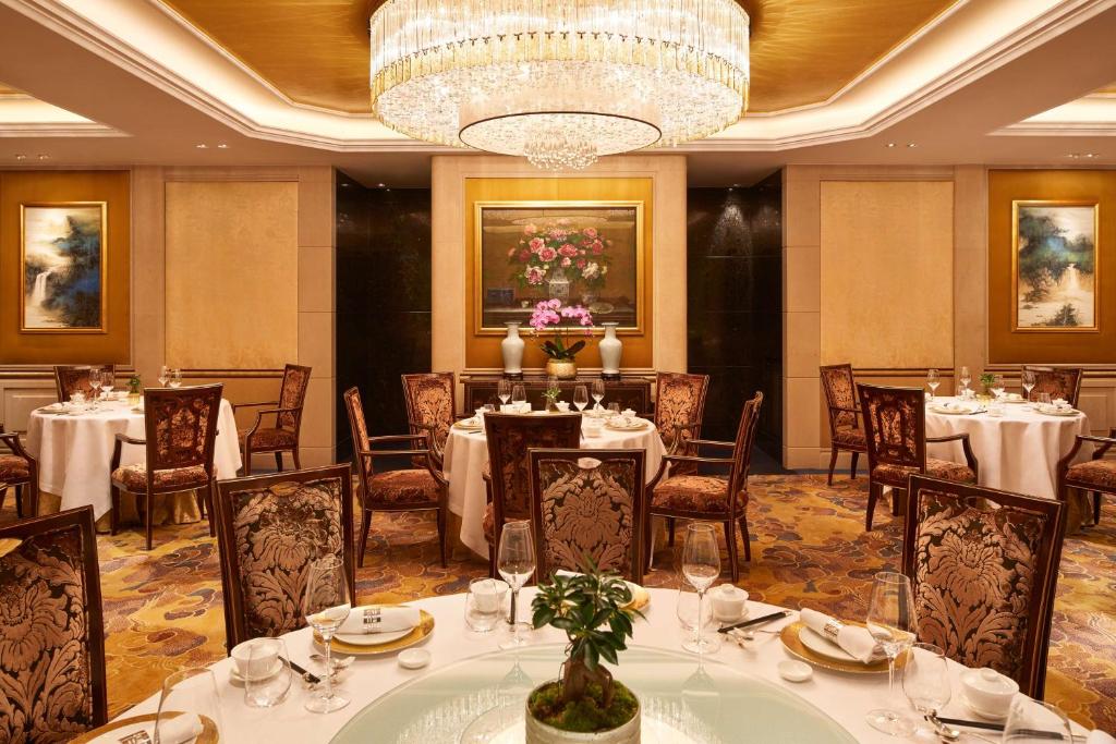 n Paris, the city of gastronomy, the Shangri-La stands out with its top-notch culinary offerings. With its mix of Chinese hospitality and French know-how, the Shangri-La Paris opens up to a world of different flavors and experiences.