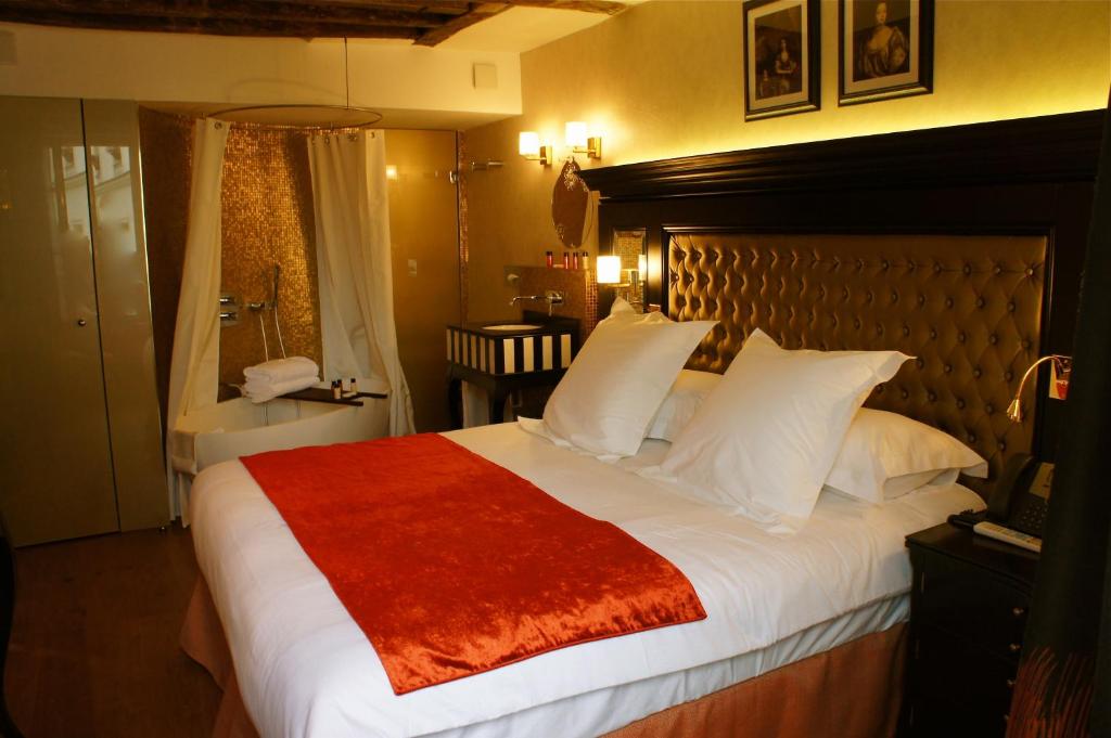 Tonic Hotel Saint Germain des Prés, Paris, France