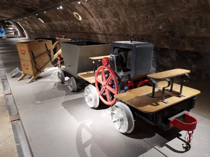 Equipments inside the sewer museum