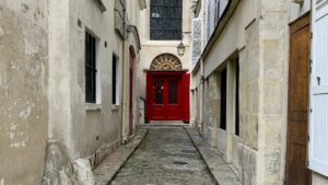 Le Marais hidden treasures tour with guide on your smartphone Review
