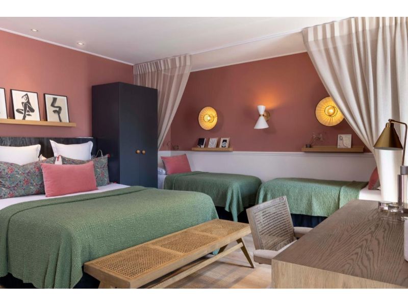 Le Petit Beaumarchais Hotel & Spa family room