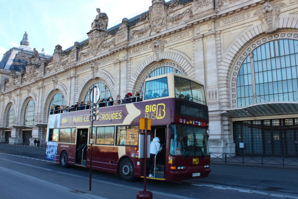 BigBus Hop-on Hop-off, the Paris Bus Transportation