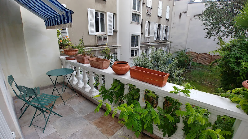 Hôtel de Nesle Review