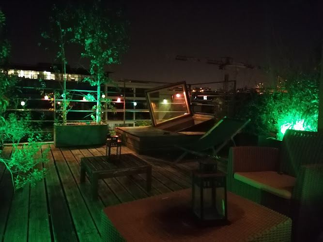Luxury loft with Roof top Review