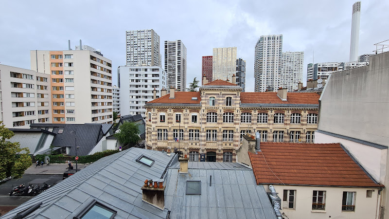 Hotel Esteem Tour Eiffel Review