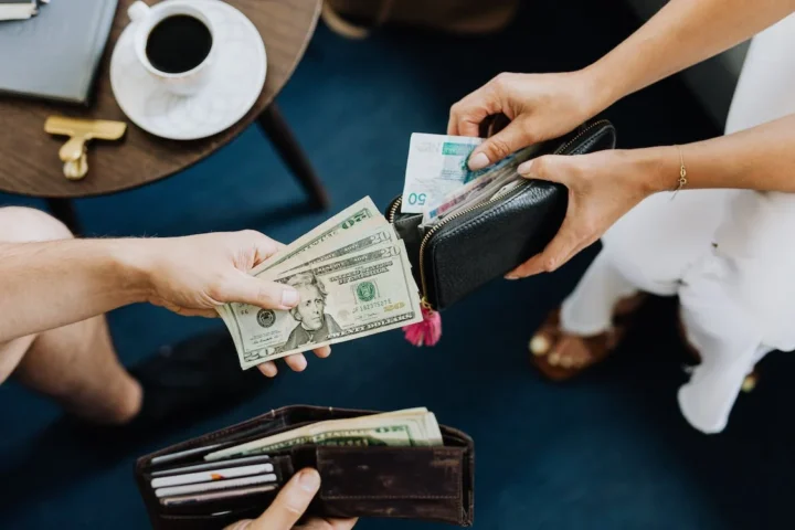 Currency Exchange in Paris: Tips and Best Rates for Travelers