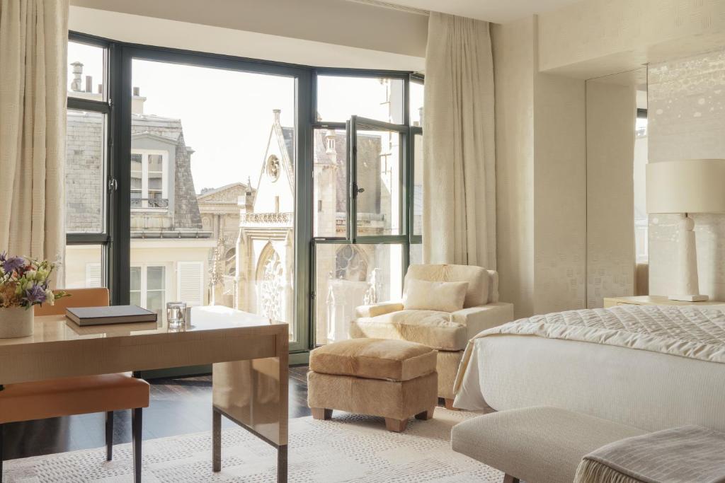 Located in the prestigious 1st arrondissement, Cheval Blanc Paris offers sumptuous accommodations that epitomize Parisian luxury.