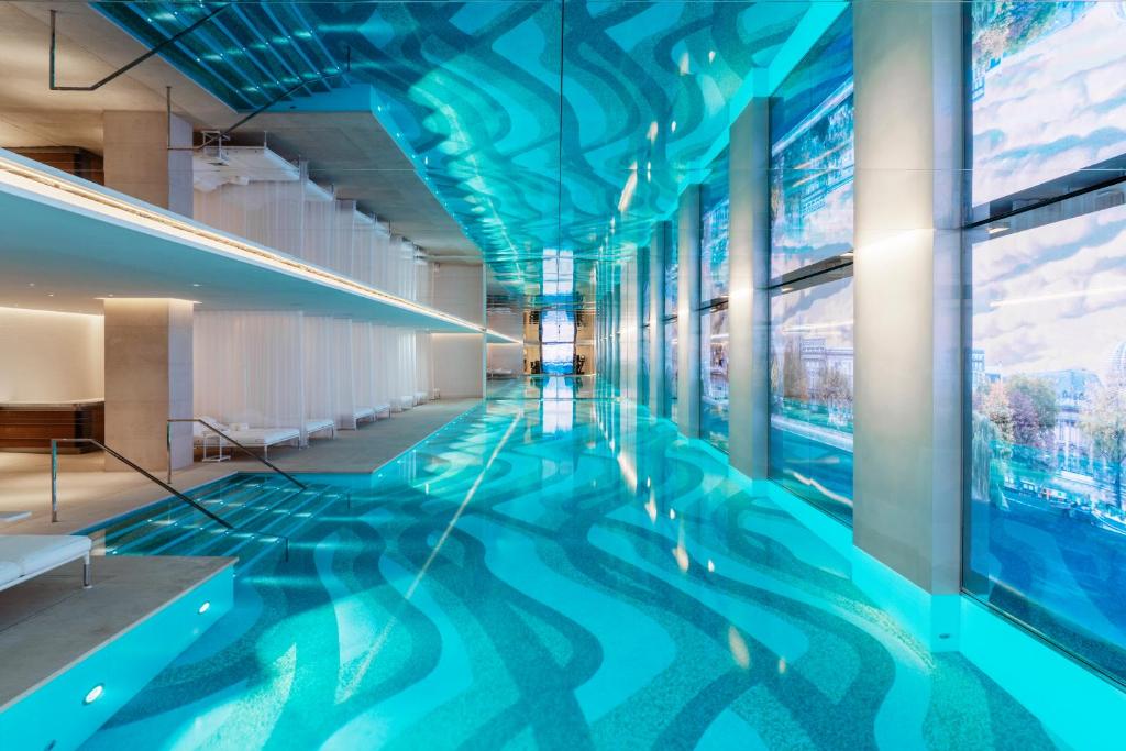 At Cheval Blanc Paris, your luxury experience extends beyond the sumptuous décor and prime location.