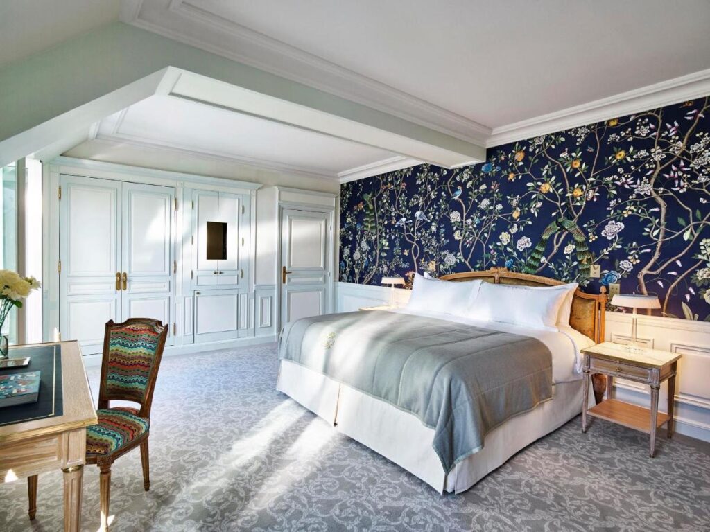 Le Meurice | hotels near louvre museum paris france