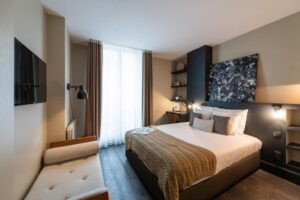 Le 1er Etage Marais Review