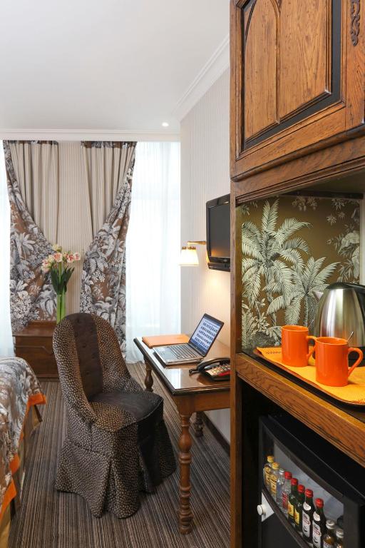 Au Manoir Saint Germain offers excellent value for money, as reflected in positive price comparisons among boutique hotels in Paris.