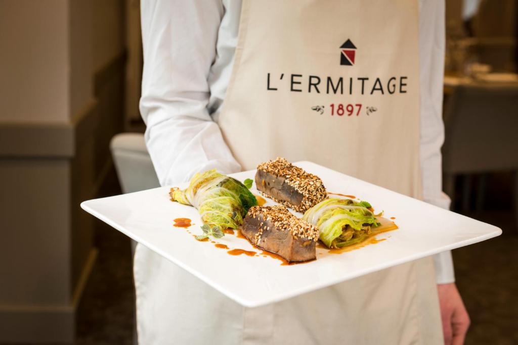 Best Western Plus Paris Meudon Ermitage offers a range of amenities and services to enhance the overall guest experience.