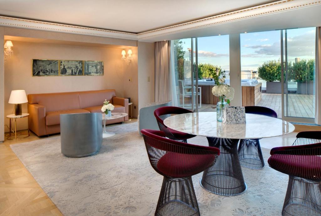 An immersive glimpse into the stylish lobby experience at Hotel Bowmann, Paris.
