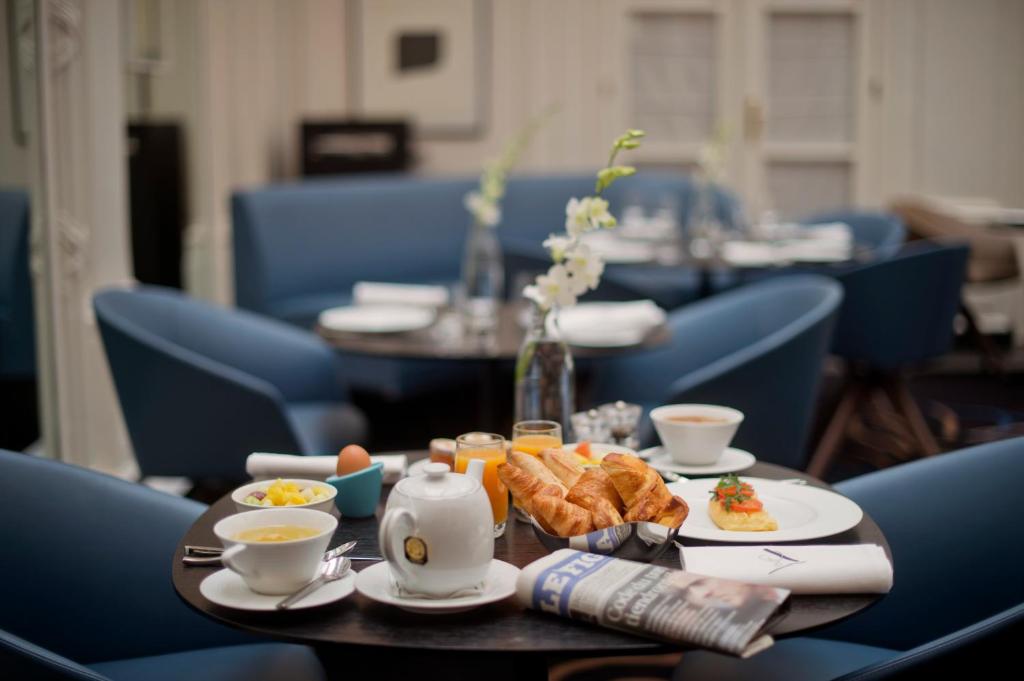 Hôtel Vernet Champs-Élysées Paris typically represents a high-end experience, and while the pricing may vary, guests often find the value for money justified by its luxurious ambiance, central location, and exceptional service.