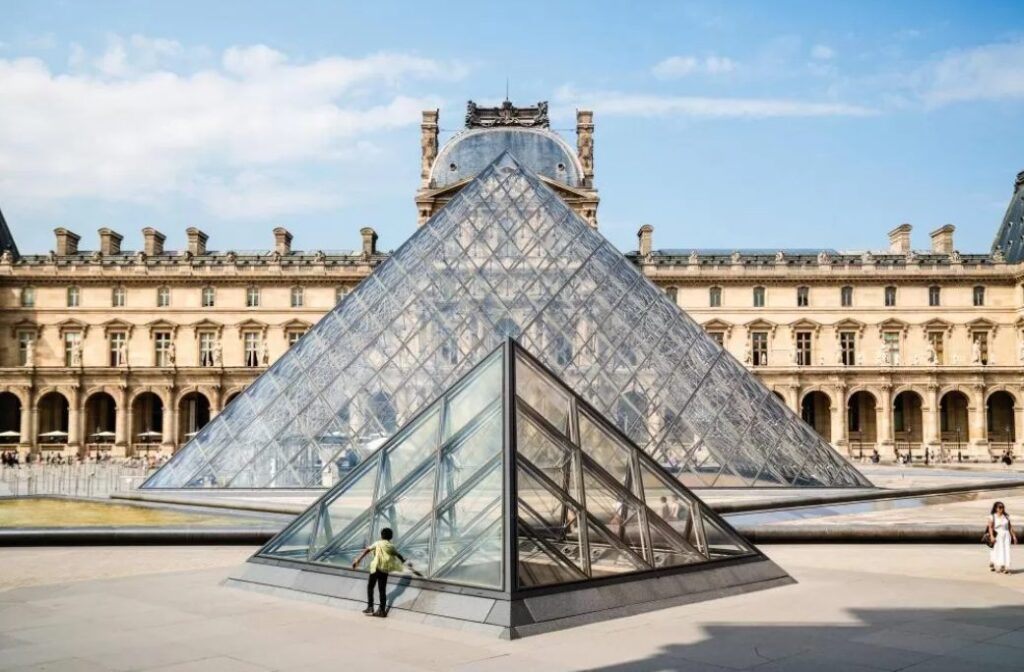 A captivating first impression at Hôtel Du Louvre - The Unbound Collection by Hyatt.