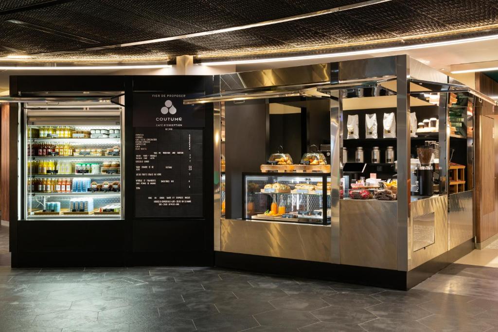 When considering a stay at the Pullman Paris Montparnasse, your financial concerns likely revolve around getting the best value for your investment.