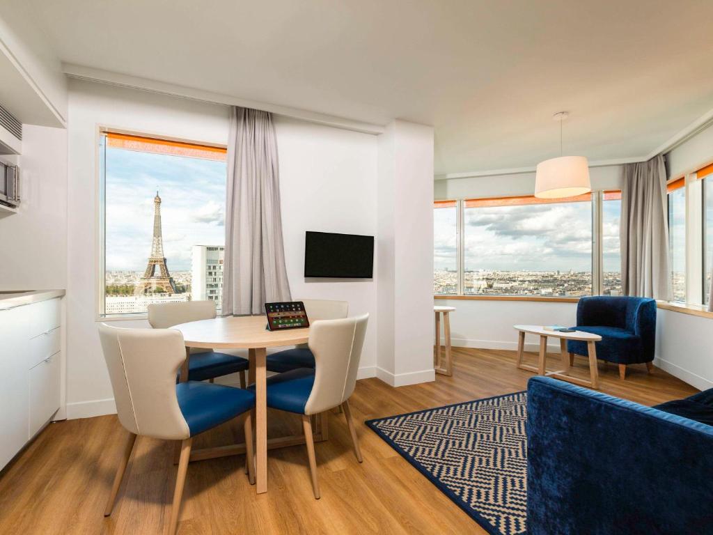 Aparthotel Adagio Paris Centre Tour Eiffel excels in price comparisons, offering exceptional value for money.