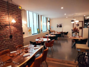 ACCENTS table bourse Review