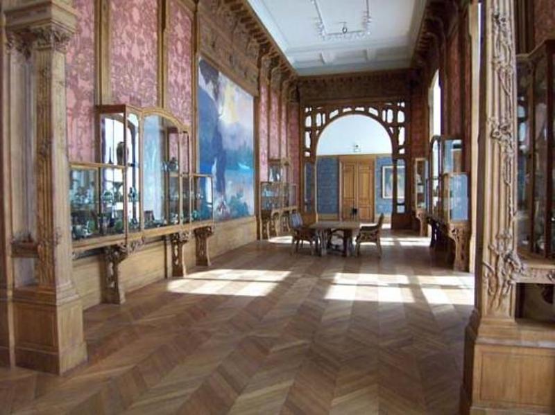 Art Nouveau room