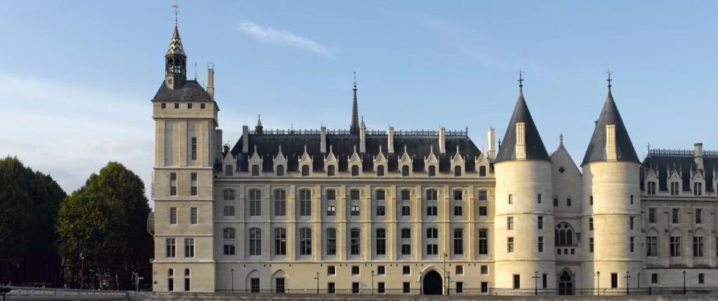 Conciergerie’s Gothic facade