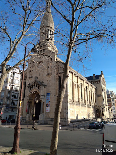 Édicule Guimard of the Église-d'Auteuil station