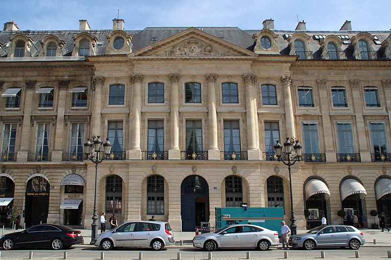 Hotel de La Fare in Paris