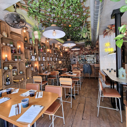 Hugo & Co Ratings & Reviews Paris Top Ten