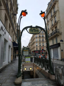 Édicule Guimard of the Réaumur - Sébastopol station