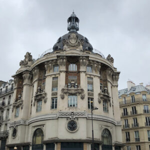 Édicule Guimard of the Sentier station