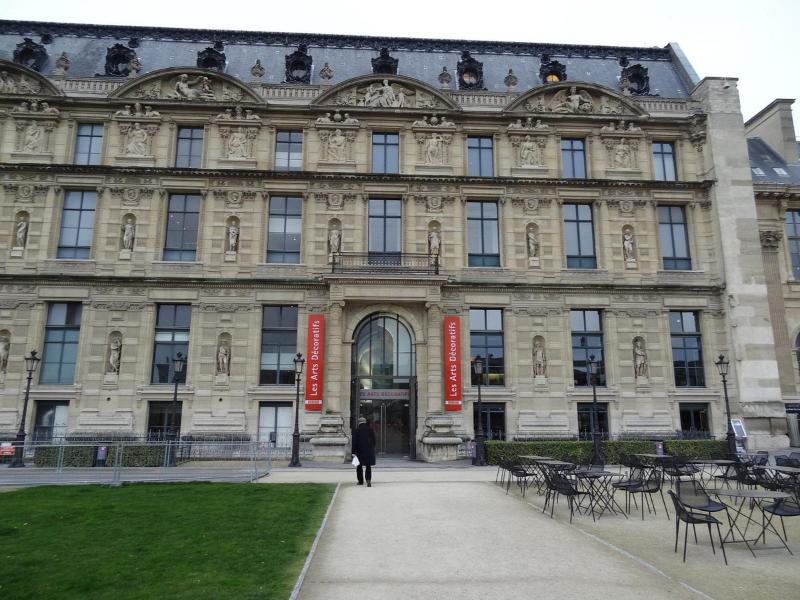 Musee des Arts Decoratifs facade