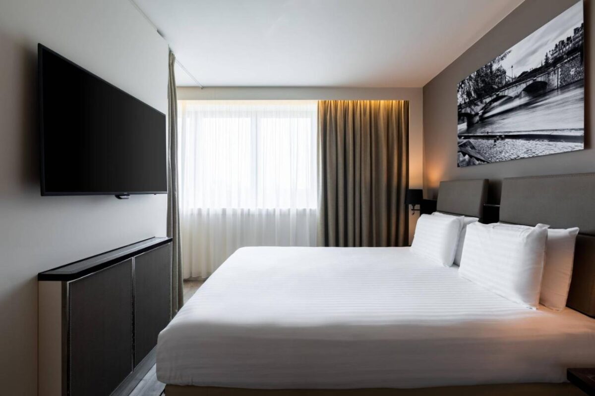 AC Hotel by Marriott Paris Porte Maillot