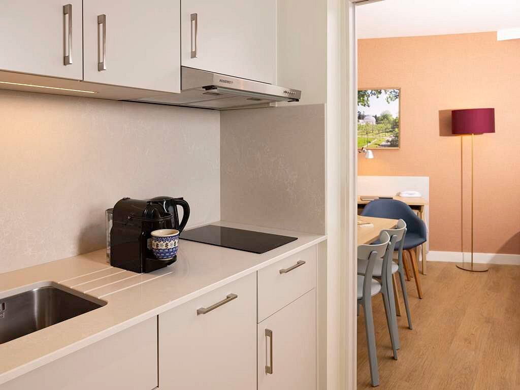 Kitchen amenity in Aparthotel Adagio Paris Boulogne