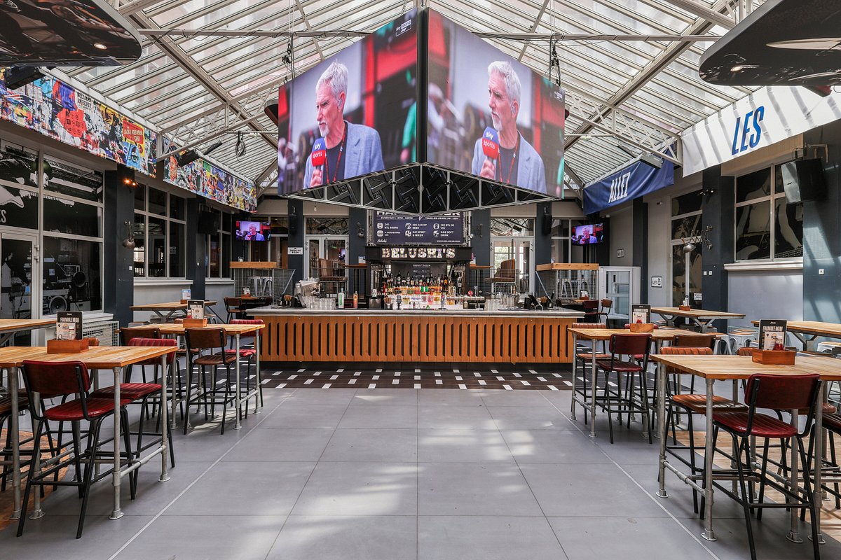 Top 10 Sports Bars in Paris for an Game Night