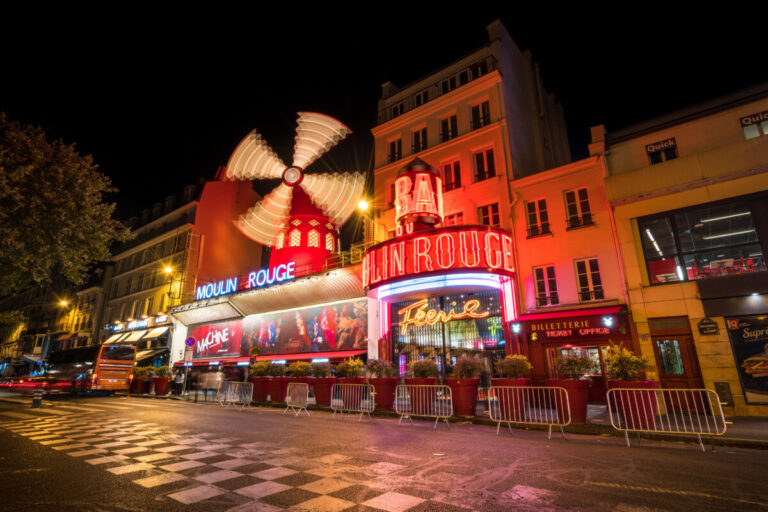 Moulin Rouge Outfit Ideas What to Wear in Paris