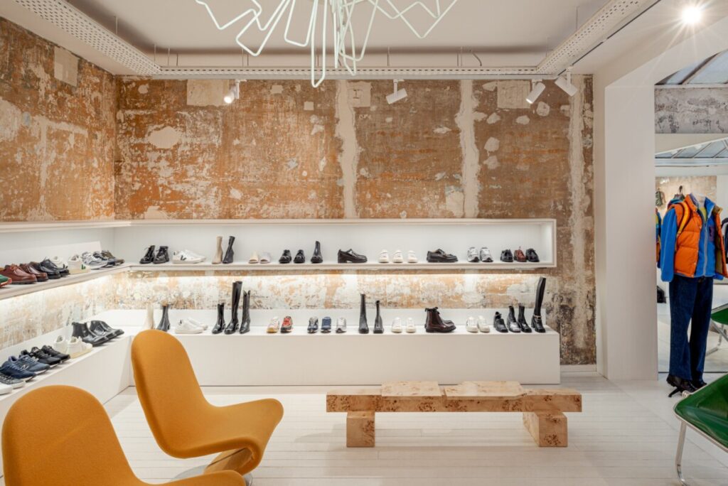 Centre Commercial Paris store filled with sustainable fashion products