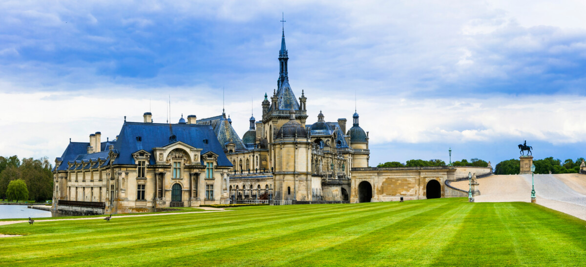 Great castles of France- Chateau de Chantilly