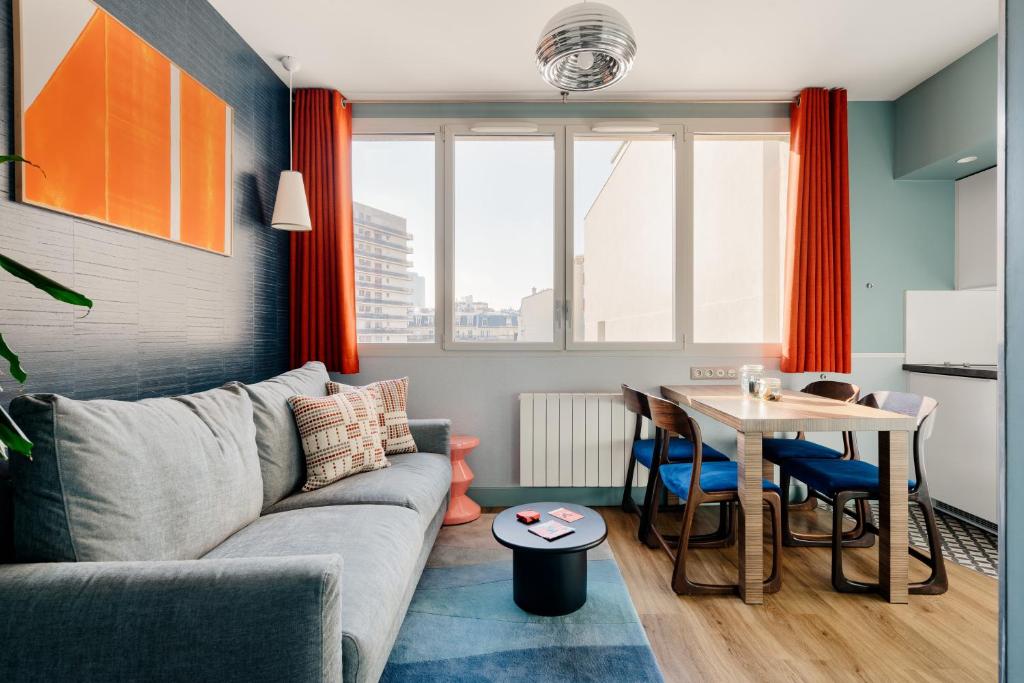 Living room in Edgar Suites – Expo Paris Porte de Versailles